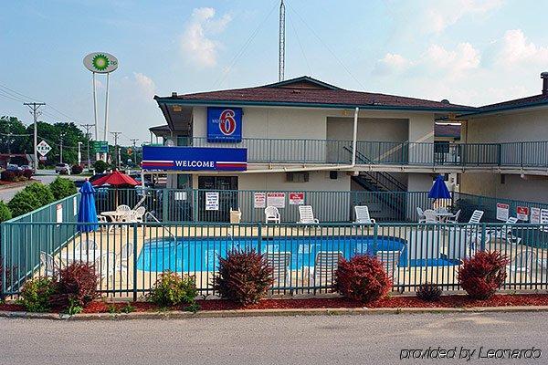 קוראלוויל Super 7 Motel מראה חיצוני תמונה